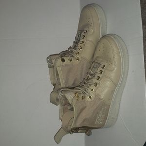 Women's Nike SF Air Force 1 Mid Boots 6.5